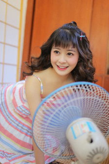 大叔和妈妈高清电视剧免费观看